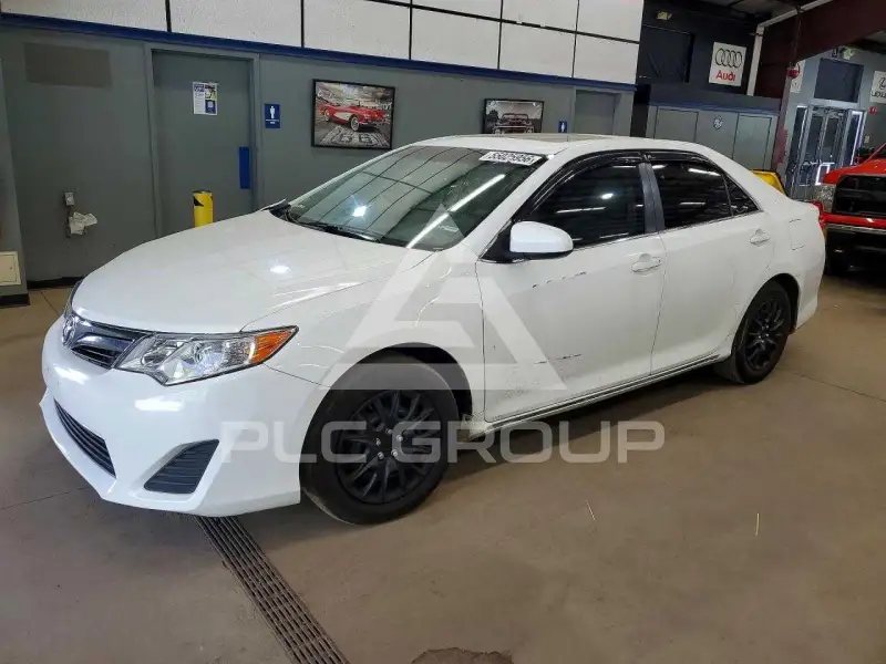 2012 Toyota CAMRY фото