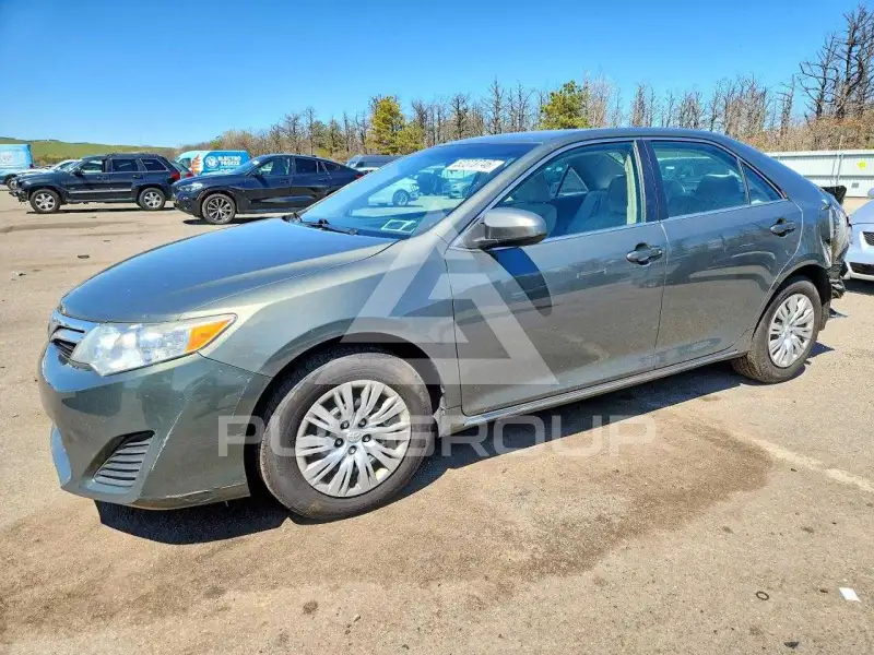 2012 Toyota CAMRY фото