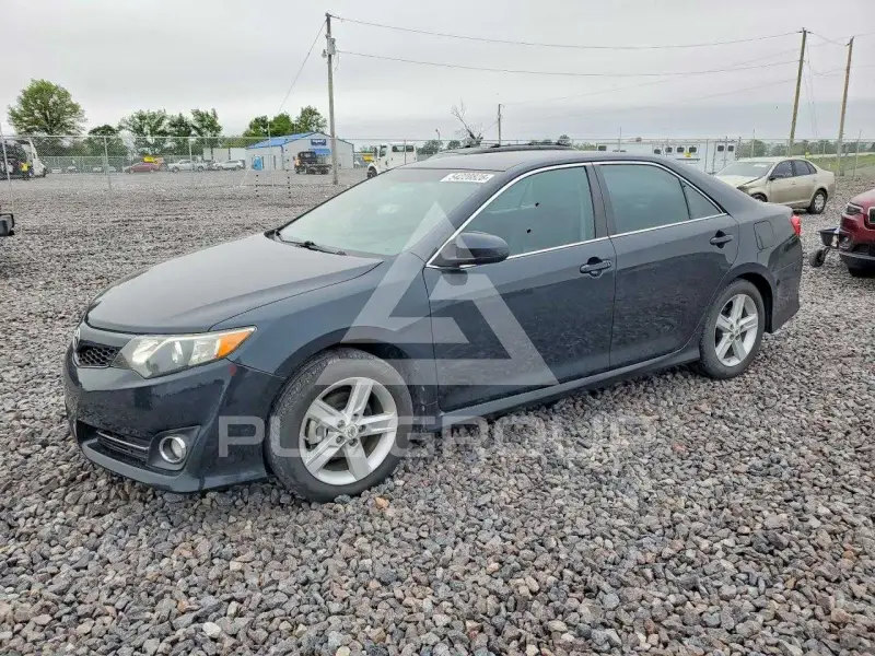 2012 Toyota CAMRY фото