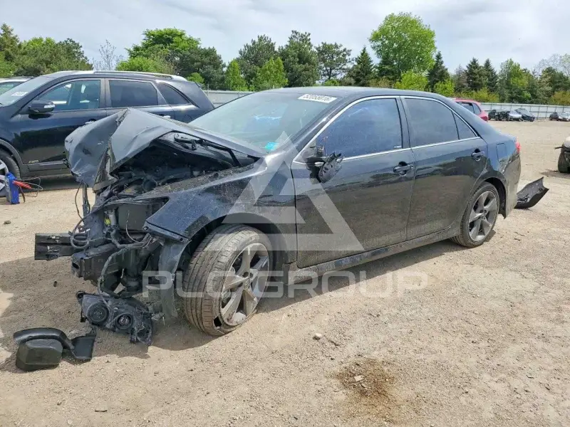 2012 Toyota CAMRY фото