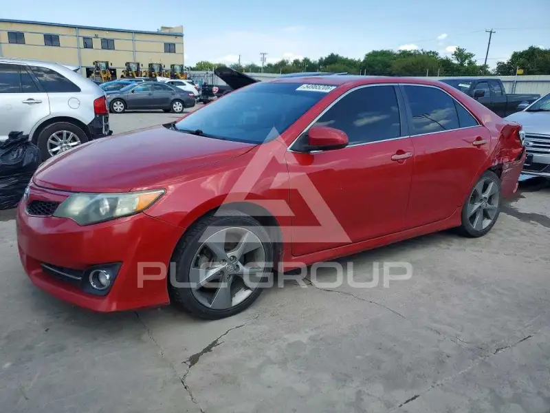 2012 Toyota CAMRY фото
