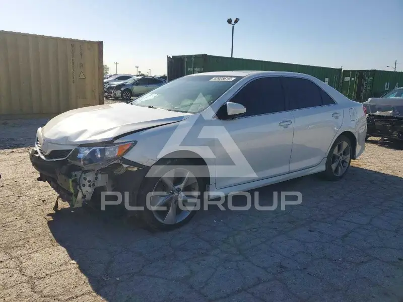2012 Toyota CAMRY фото