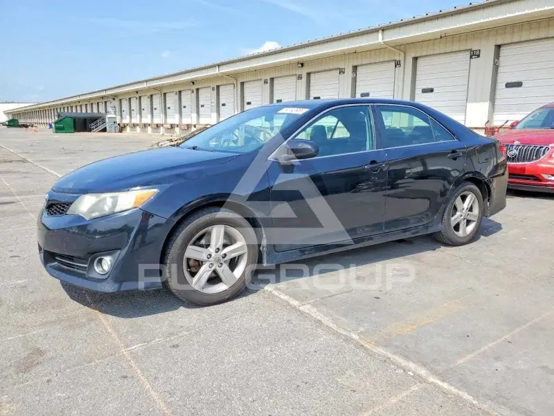 2012 Toyota CAMRY photo