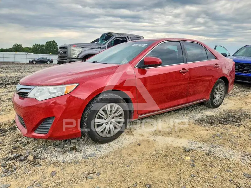 2012 Toyota CAMRY фото