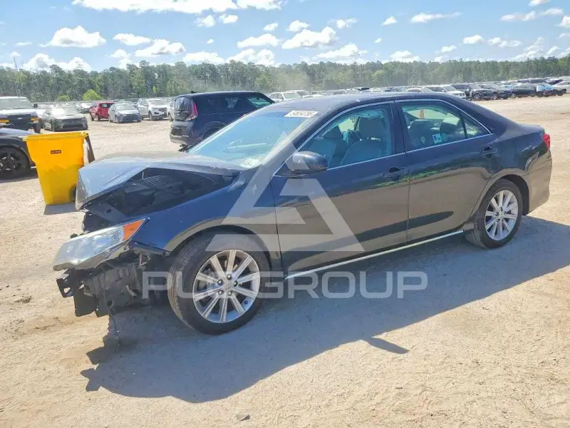 2012 Toyota CAMRY фото