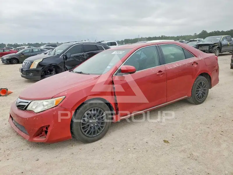 2012 Toyota CAMRY фото
