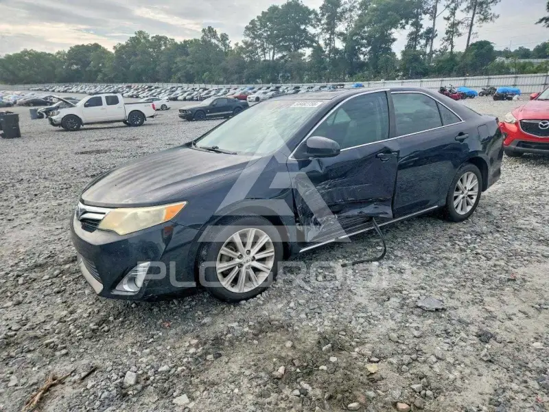 2012 Toyota CAMRY фото