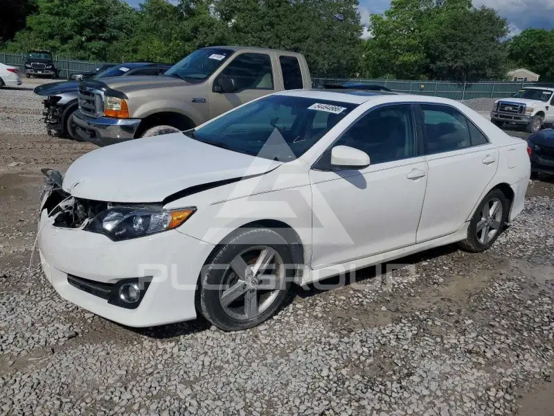 2012 Toyota CAMRY фото