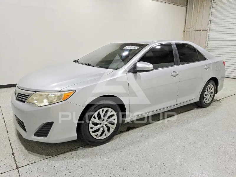 2012 Toyota CAMRY фото