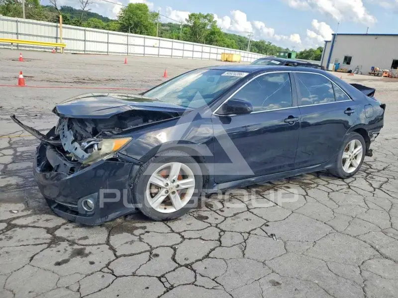 2012 Toyota CAMRY фото