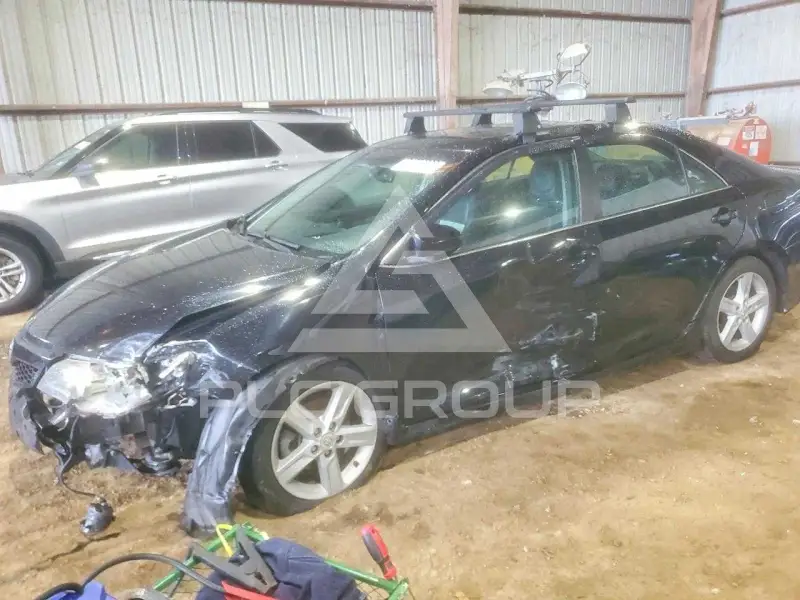2012 Toyota CAMRY фото