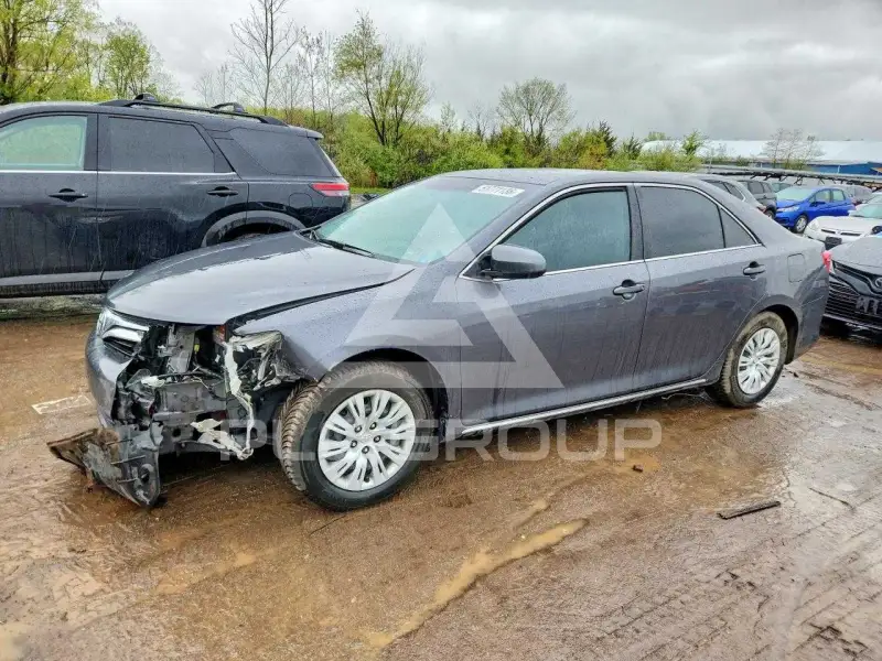 2012 Toyota CAMRY photo
