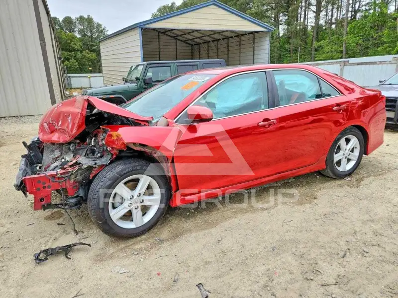 2012 Toyota CAMRY фото