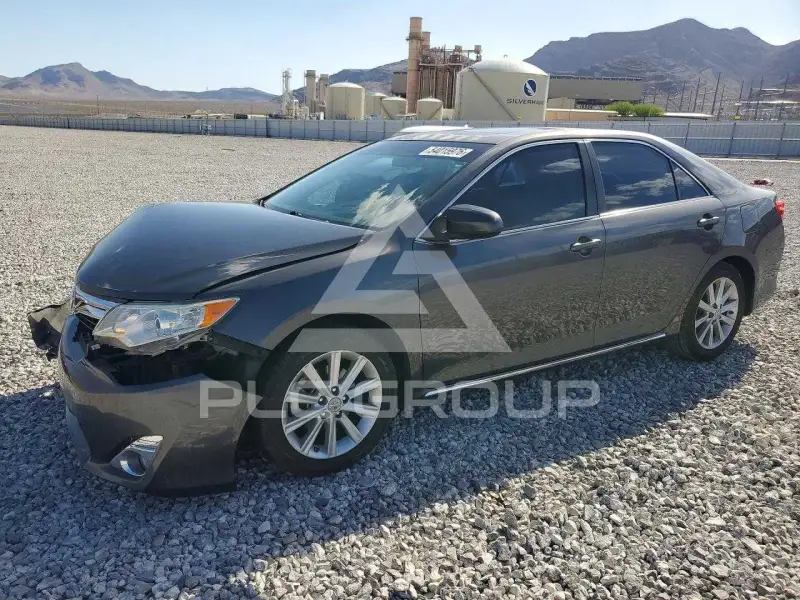 2012 Toyota CAMRY фото