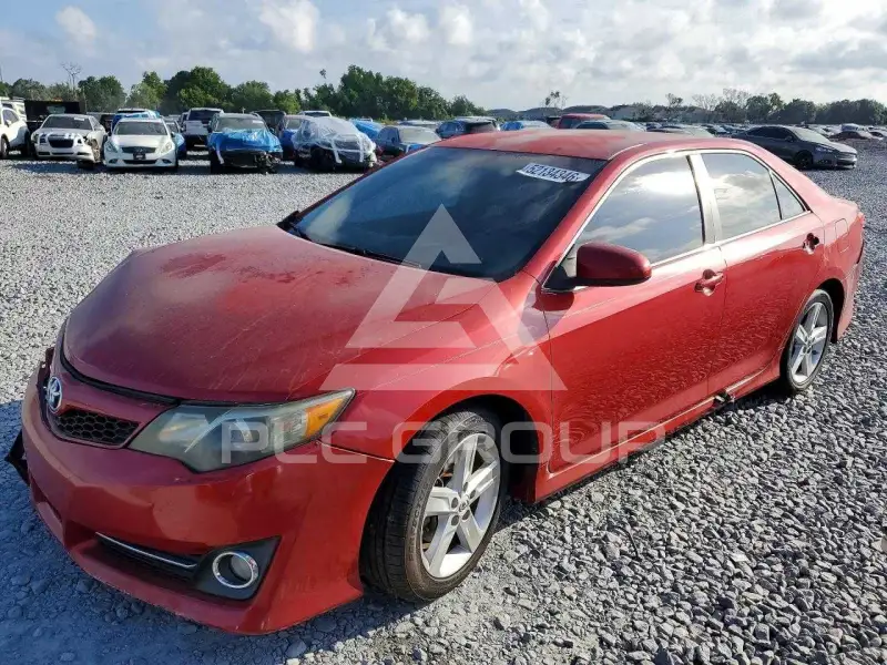 2012 Toyota CAMRY фото