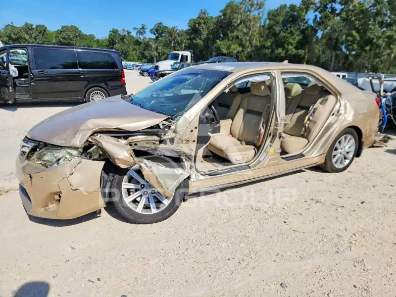 2012 Toyota CAMRY фото