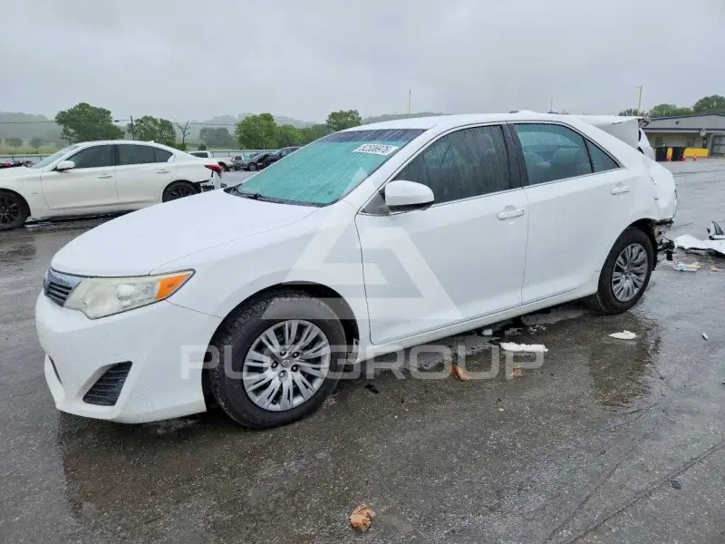 2012 Toyota CAMRY фото