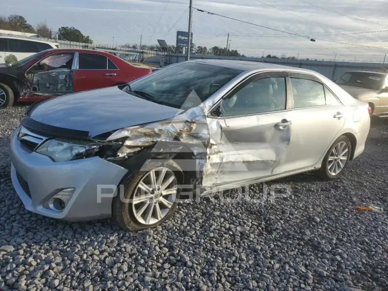 2012 Toyota CAMRY фото