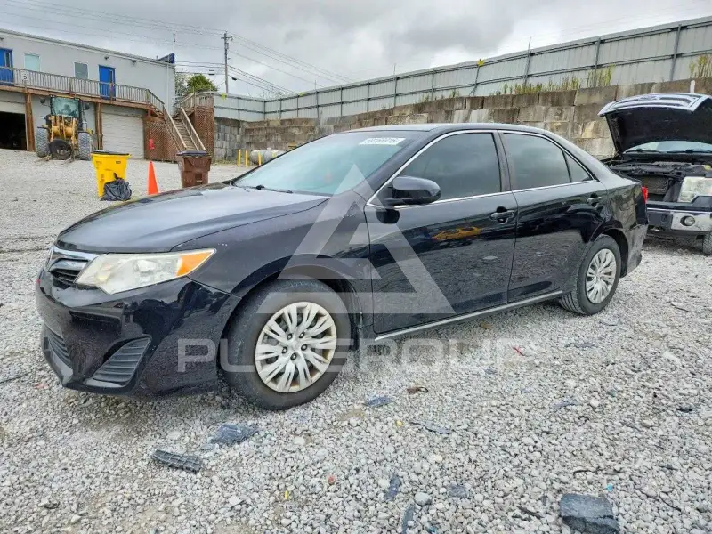 2012 Toyota CAMRY фото