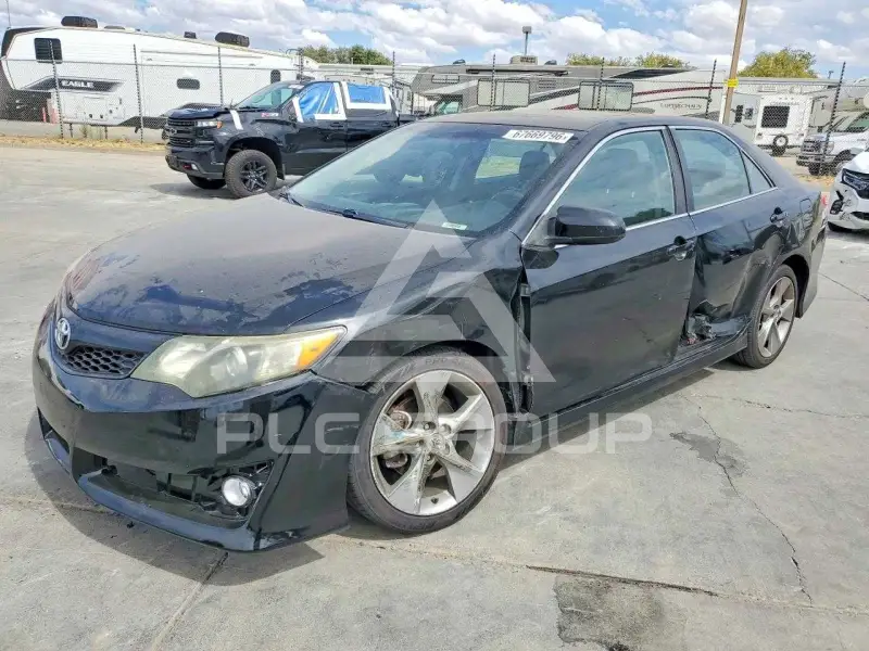 2012 Toyota CAMRY фото