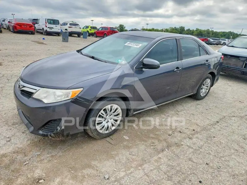 2012 Toyota CAMRY фото