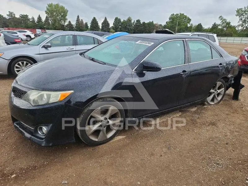 2012 Toyota CAMRY фото