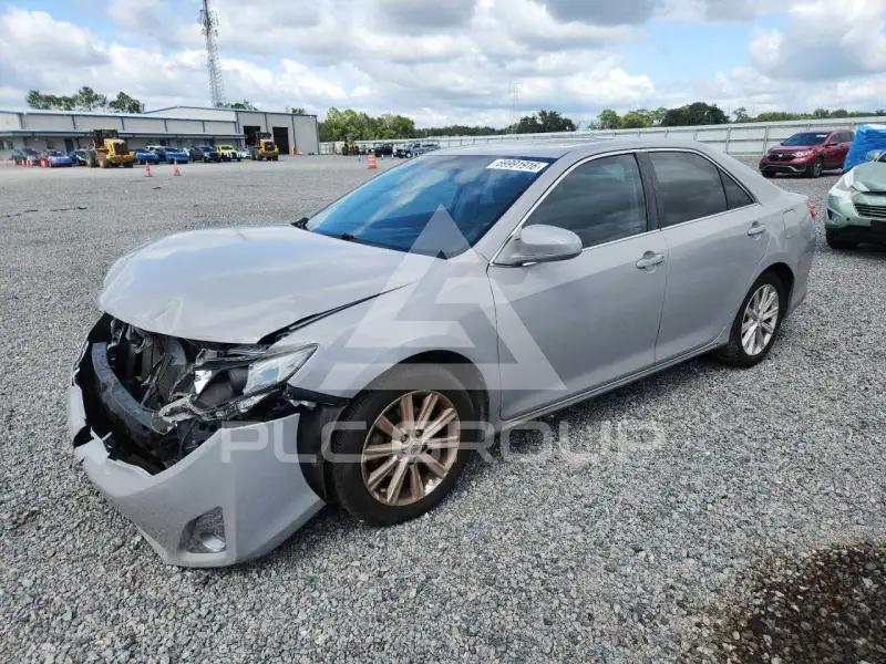 2012 Toyota CAMRY фото