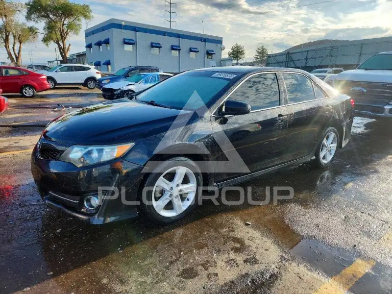 2012 Toyota CAMRY фото