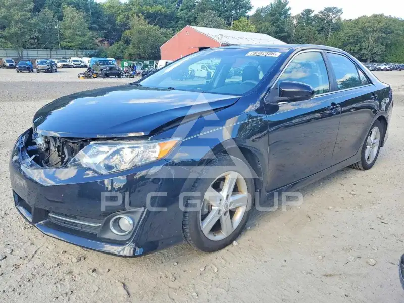2012 Toyota CAMRY фото