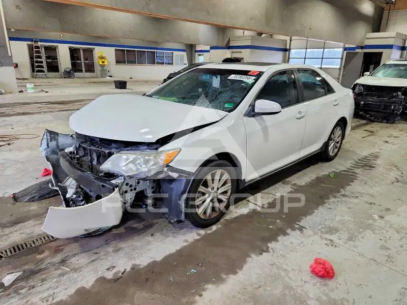 2012 Toyota CAMRY фото
