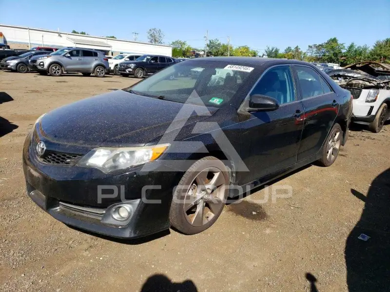 2012 Toyota CAMRY фото