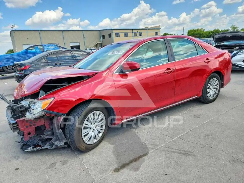 2012 Toyota CAMRY фото