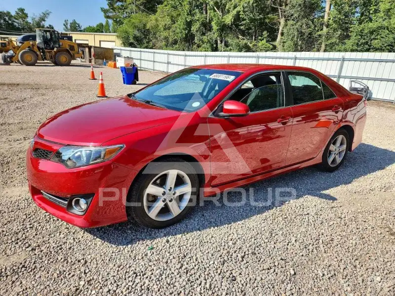 2012 Toyota CAMRY фото