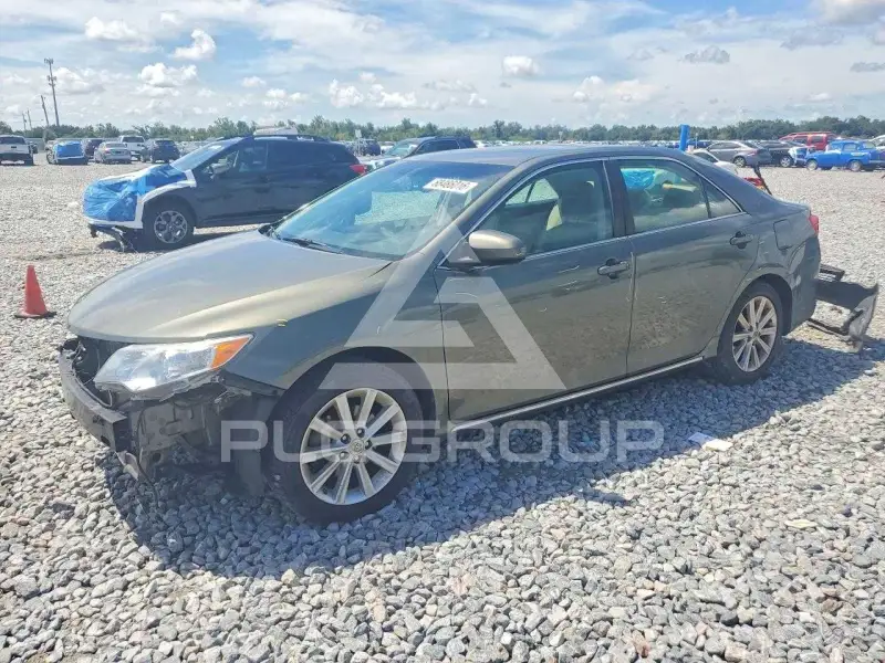 2012 Toyota CAMRY фото