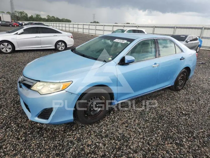 2012 Toyota CAMRY фото