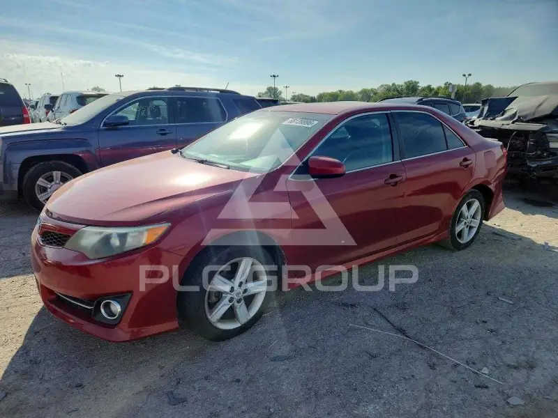 2012 Toyota CAMRY photo