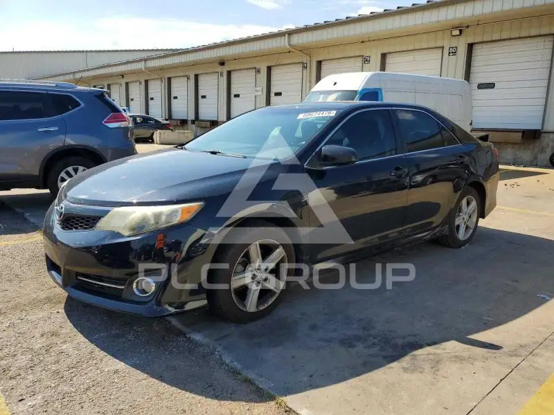 2012 Toyota CAMRY фото