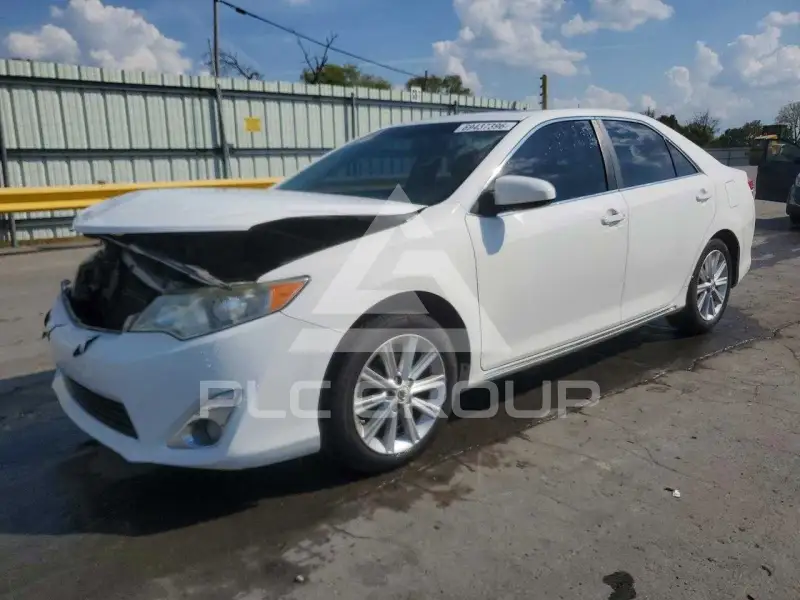 2012 Toyota CAMRY фото