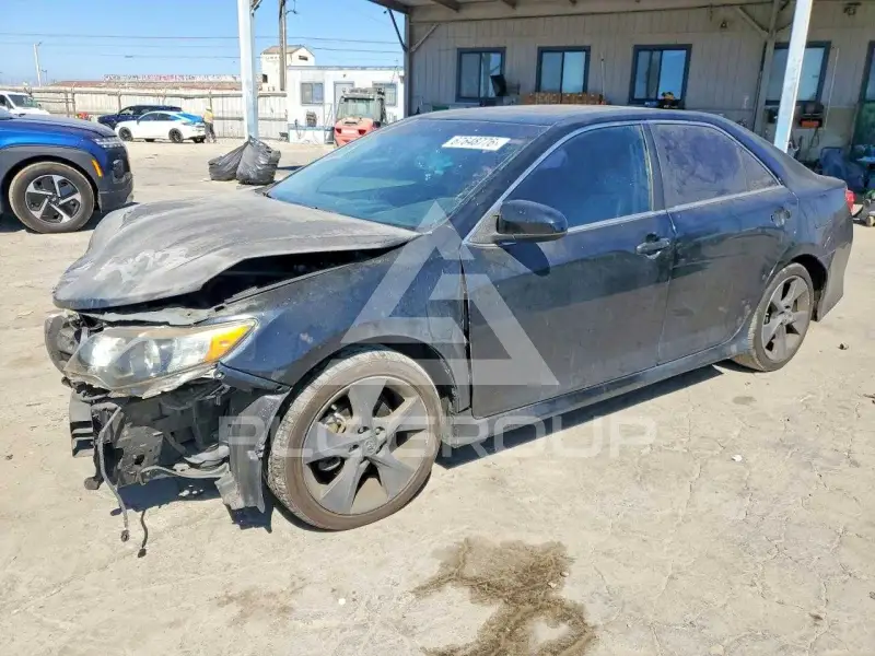 2012 Toyota CAMRY photo