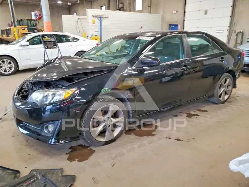 2012 Toyota CAMRY фото