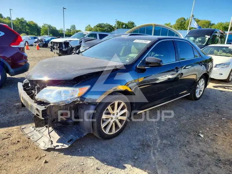 2012 Toyota CAMRY фото