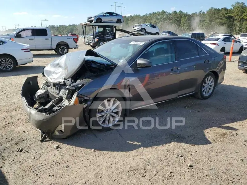 2012 Toyota CAMRY фото