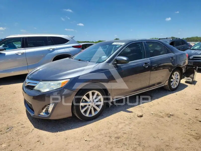 2012 Toyota CAMRY photo