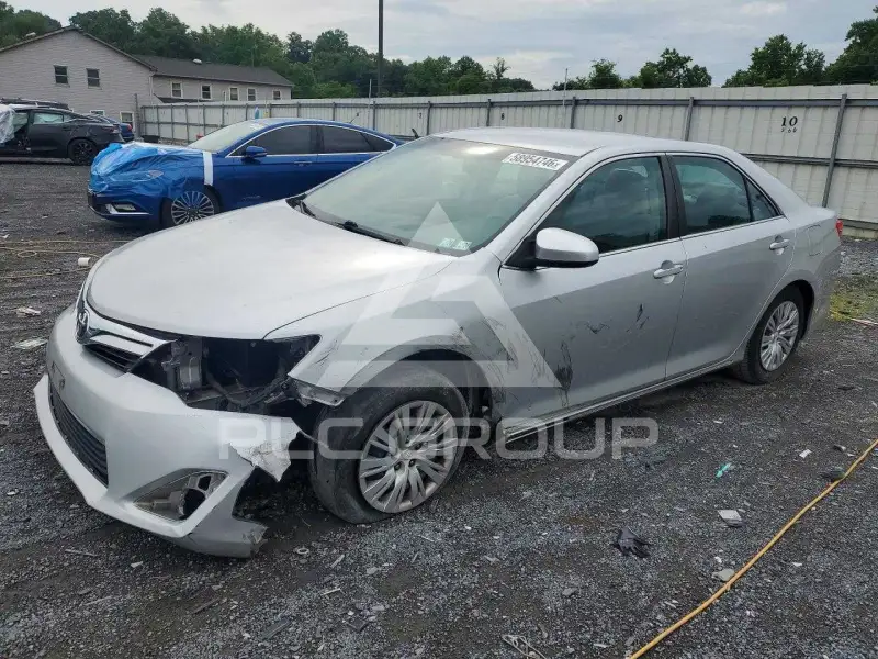 2012 Toyota CAMRY фото
