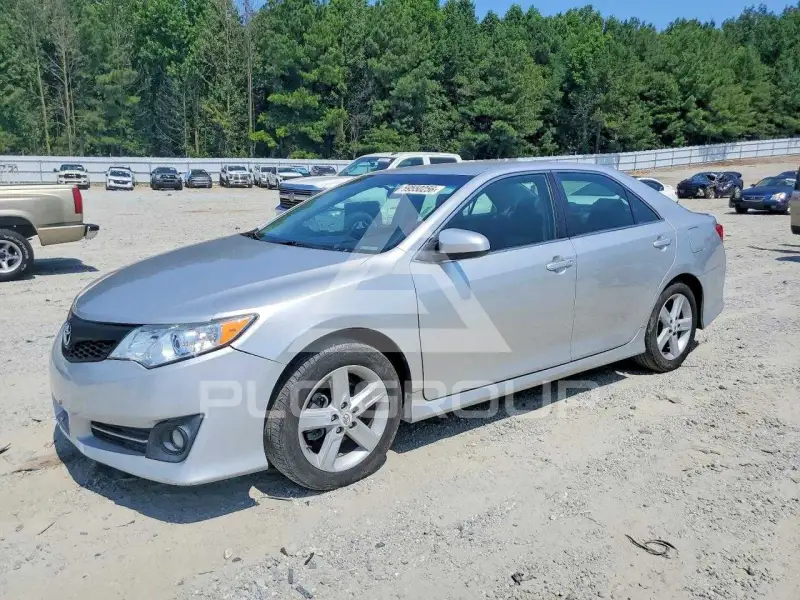 2012 Toyota CAMRY фото