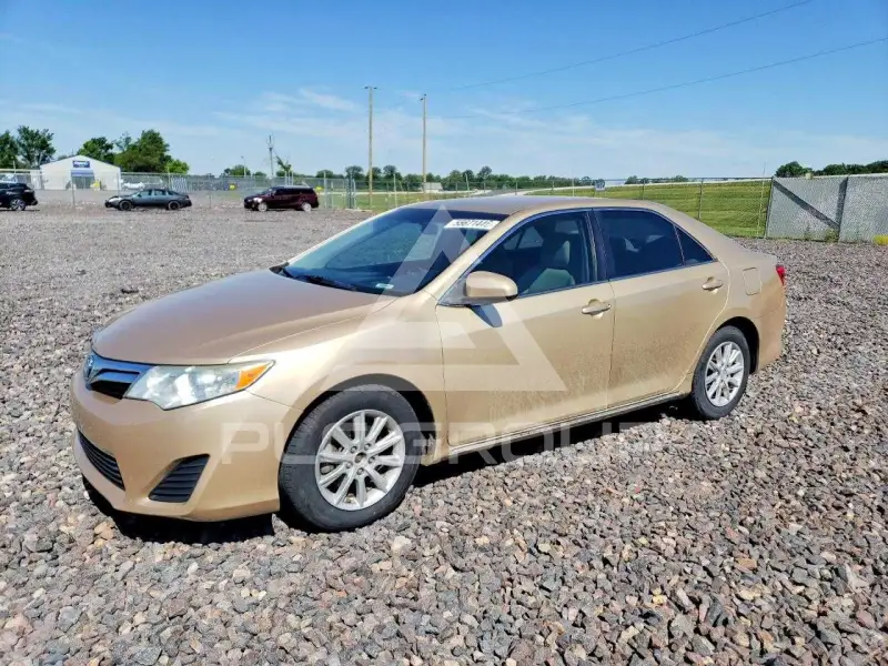 2012 Toyota CAMRY фото