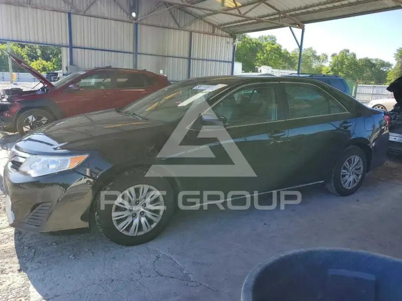2012 Toyota CAMRY фото
