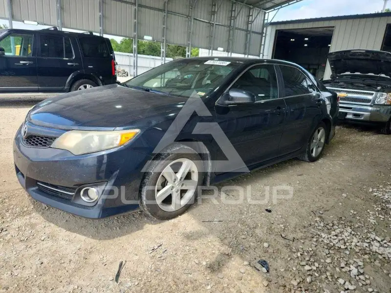 2012 Toyota CAMRY фото