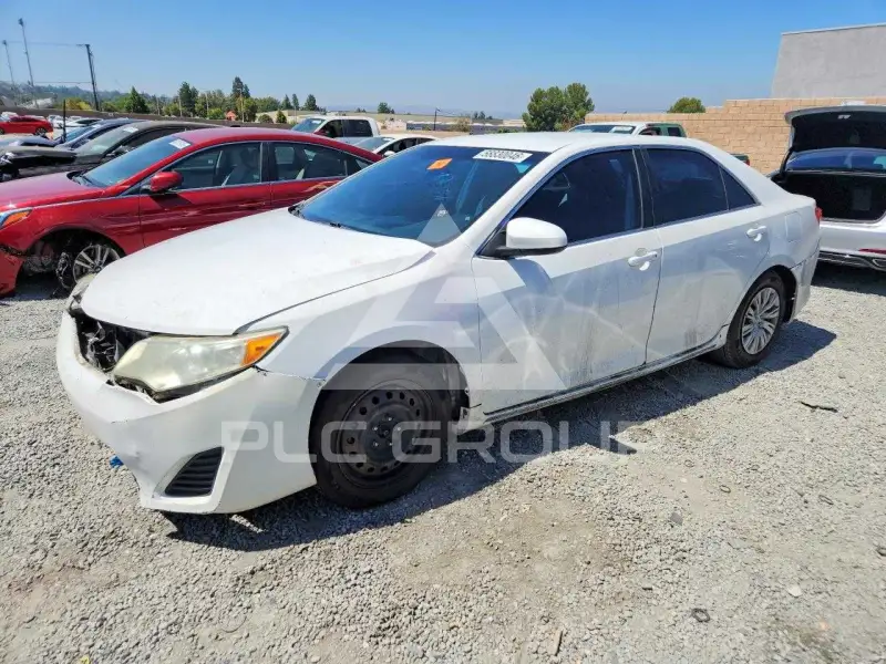 2012 Toyota CAMRY фото