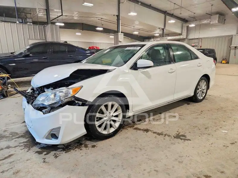 2012 Toyota CAMRY фото